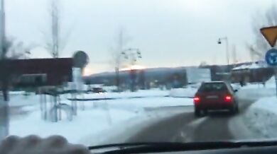 Pompino in auto da  giovane gay svedese