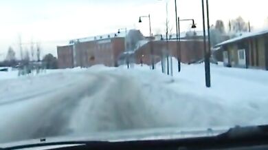 Pompino in auto da  giovane gay svedese