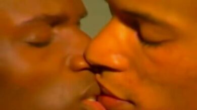 Negri arrapatissimi si succhiano il belino