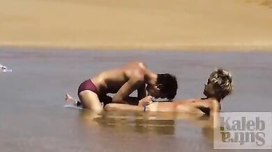 Gay nudisti scovati a trombare