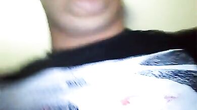 Ragazzo frocio si fa una sega