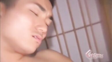 Bel cazzo giapponese peloso