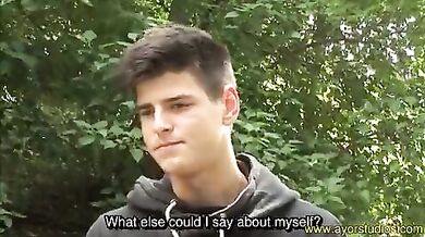 Esperienza gay con compagno di stanza