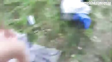 Ragazzo biondo adescato da turista