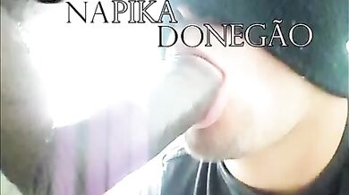 Ragazzo bianco adora i cazzi neri