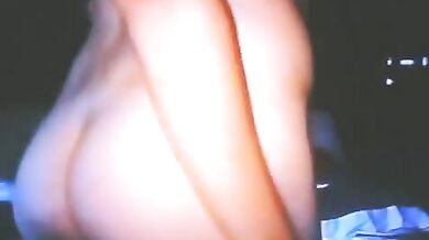 Ragazzo con culetto stretto e poene grosso