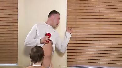 Figlio gay scopato dal padre