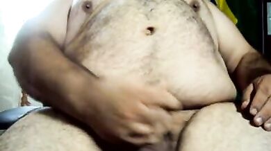 Orso gay brasiliano ciccione