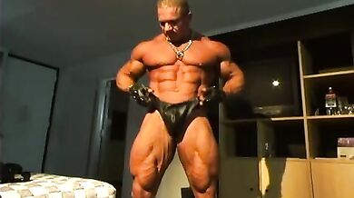 Dan Steele si masturba