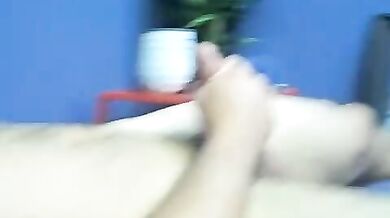 Derek Atlas si masturba