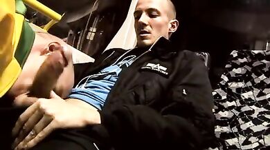 Sesso gay tra Ruben e Lucky Joe