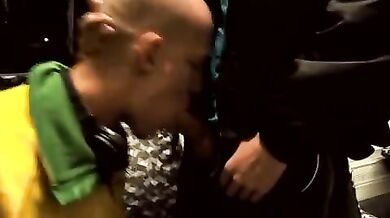 Sesso gay tra Ruben e Lucky Joe