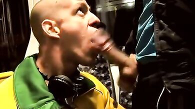 Sesso gay tra Ruben e Lucky Joe