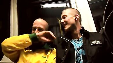 Sesso gay tra Ruben e Lucky Joe