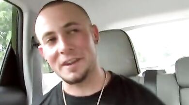 Sesso gay tra due versatili