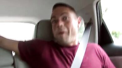 Sesso gay tra due versatili