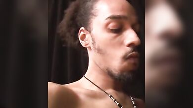 Si mangia un cazzone nero gay