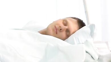 Infermiere cavalca cazzo gay