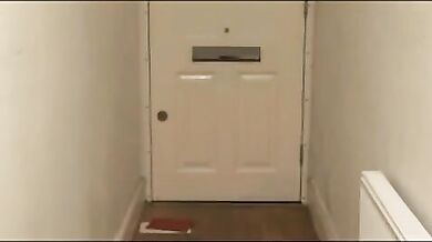 Ventunenne inculato da agente