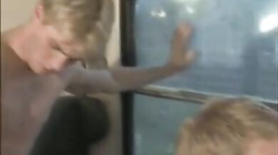 A Stefano piace succhiare