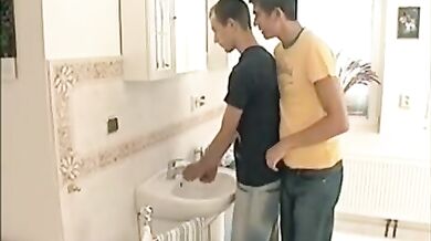 A Stefano piace succhiare