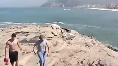 Bella scopata gay in vacanza