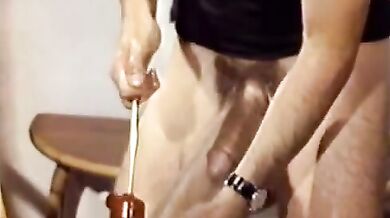 Allungamento di un cazzo gay