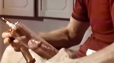 Allungamento di un cazzo gay