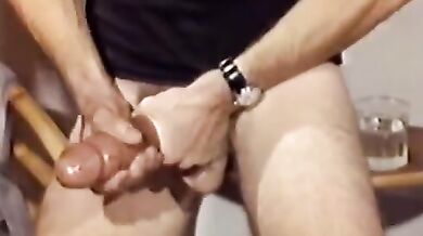 Allungamento di un cazzo gay