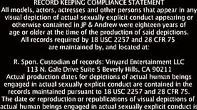 Ragazzo effeminato inculato