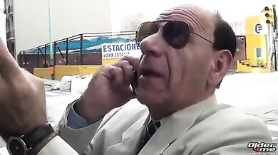 Origia gay per vecchio frocio