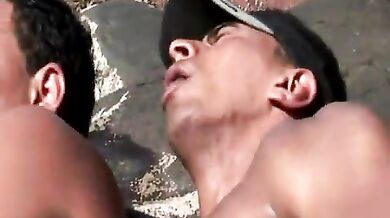 Brasiliani si inculano in spiaggia