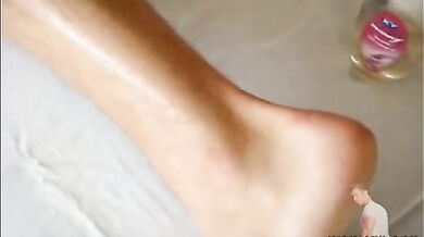 Massaggio gay per ragazzo etero