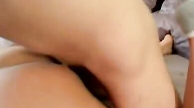 Giovani studentelli gay scopano