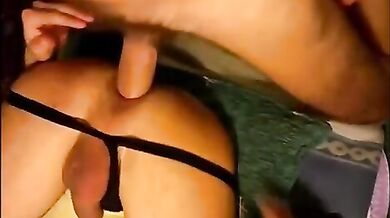 Sfondo il culo di mio figlio