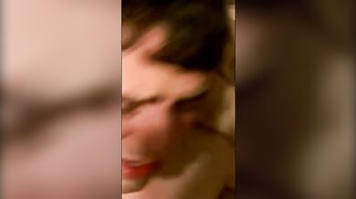 Scopa un ragazzo nel culo con forza