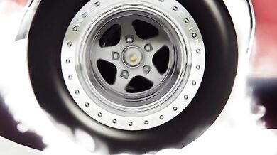 Anziano inculato duramente da giovane partner