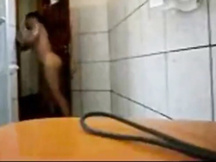 Coppia di twink asiatici scopa in bagno