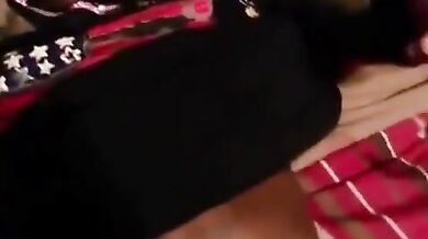 Black Stad sega il suo enorme cazzo in cam