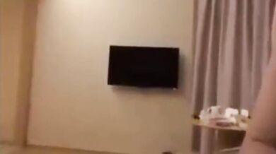 Giovane cinese inculato con preservativo in cam