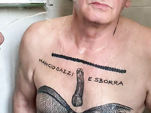 Giannantonio Stoffella Gli succhia il cazzo e ingoia la sua sborra