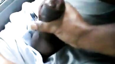 La mano amica del vicino sposato