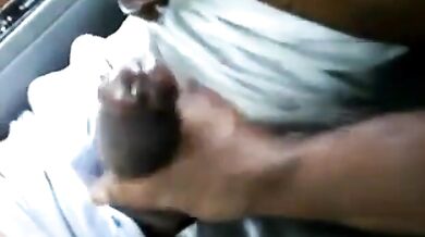 La mano amica del vicino sposato