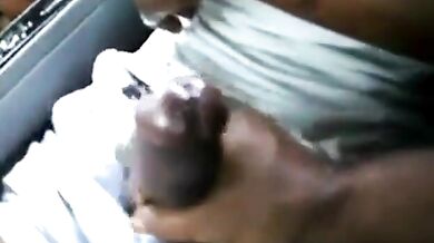 La mano amica del vicino sposato