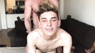 Cazzi grossi senza preservativo e una puttana giovane