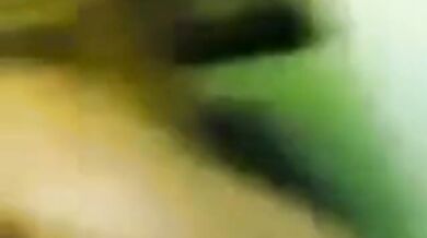 Sesso di gruppo tra papà amatoriali in Indonesia