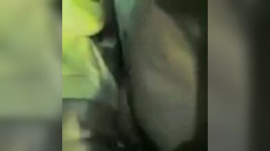 Sesso di gruppo tra papà amatoriali in Indonesia