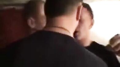 Tre ragazzi chav inglesi: sport acquatici e scopata