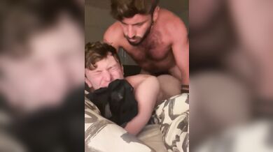 Attivo incula il ragazzino senza pietà