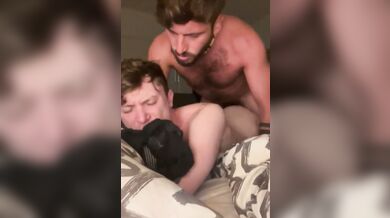 Attivo incula il ragazzino senza pietà